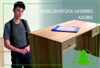 Schreibtisch aus Holz als Gesellenstück